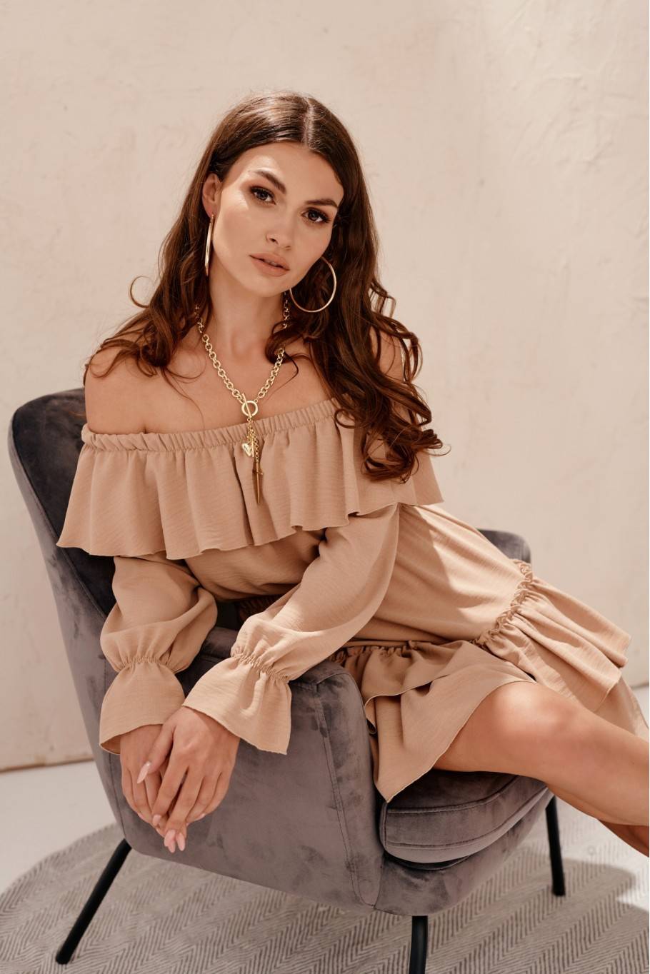 Almeria - off-the-shoulder dress with long sleeves CAP