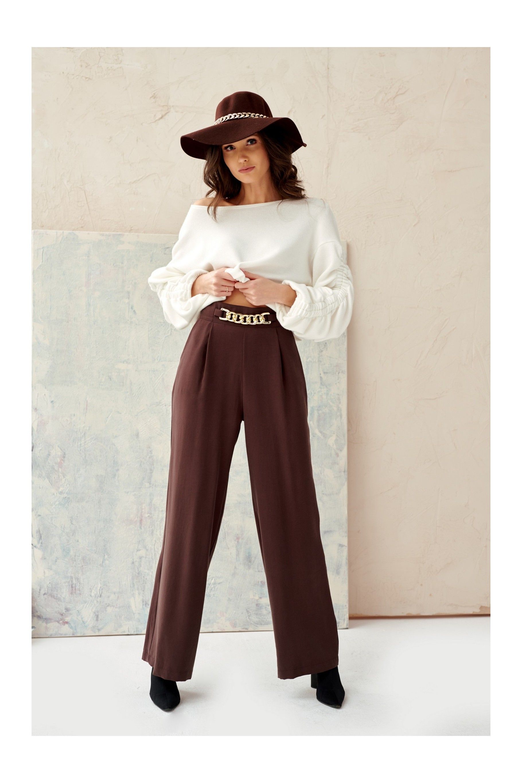 Audrey - wide women's trousers with a decorative chain BRA