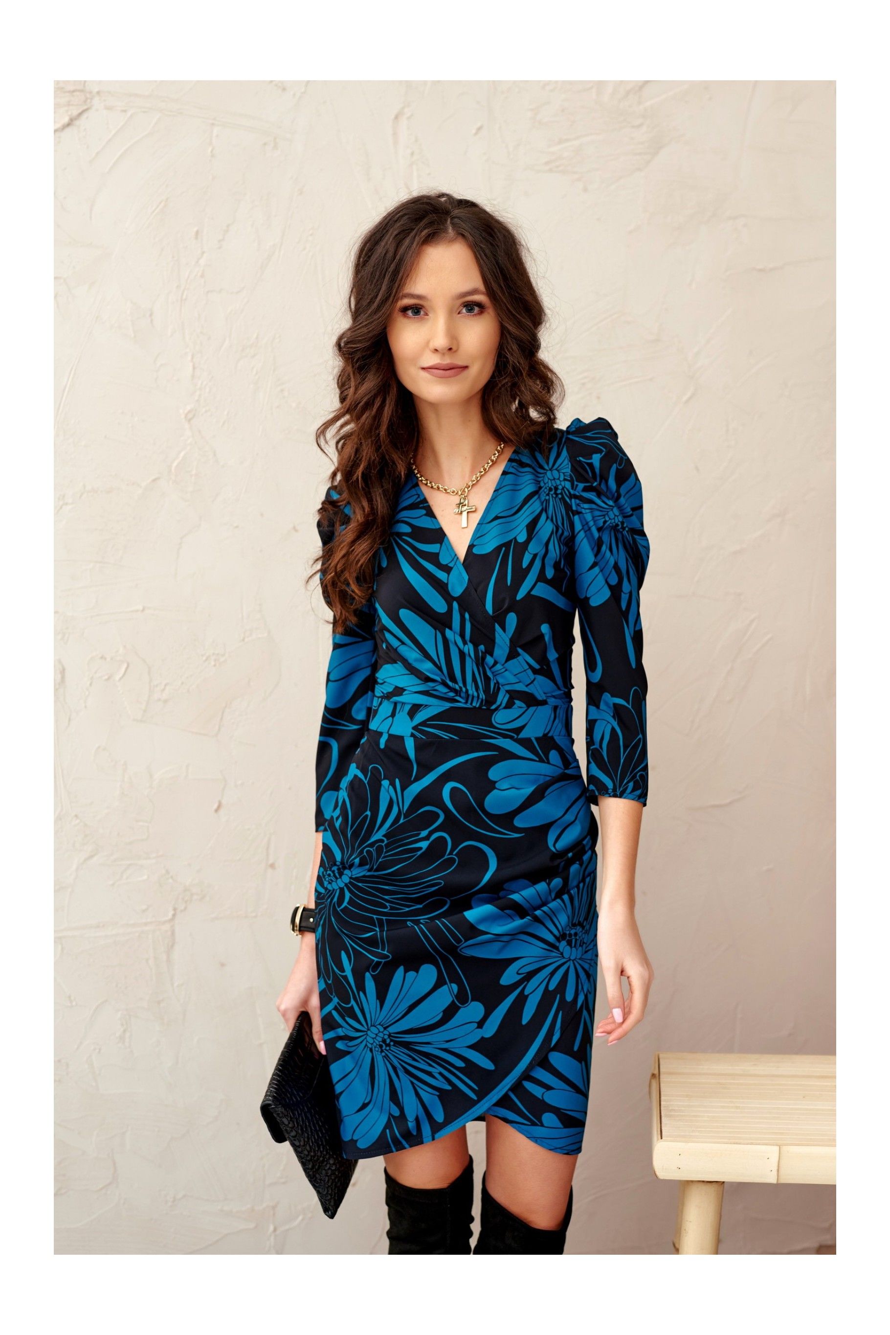 Laura - patterned dress with 3/4 sleeves L26