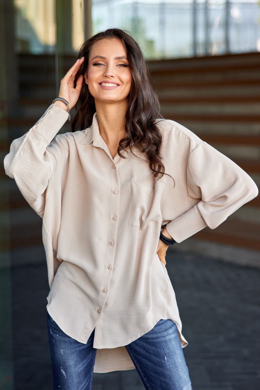 Olena - asymetryczna koszula damska z długim rękawem BEZ